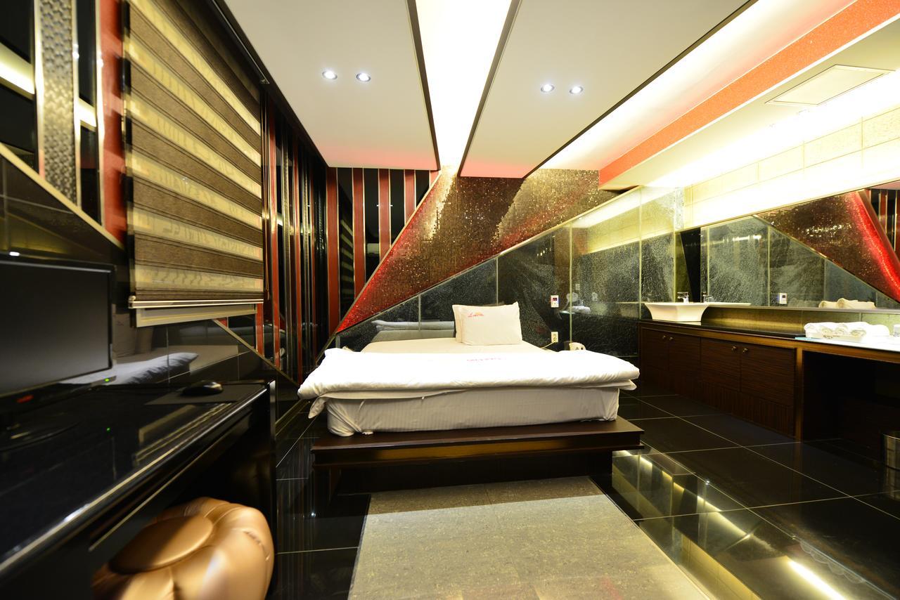 Daegu Piano Motel Экстерьер фото