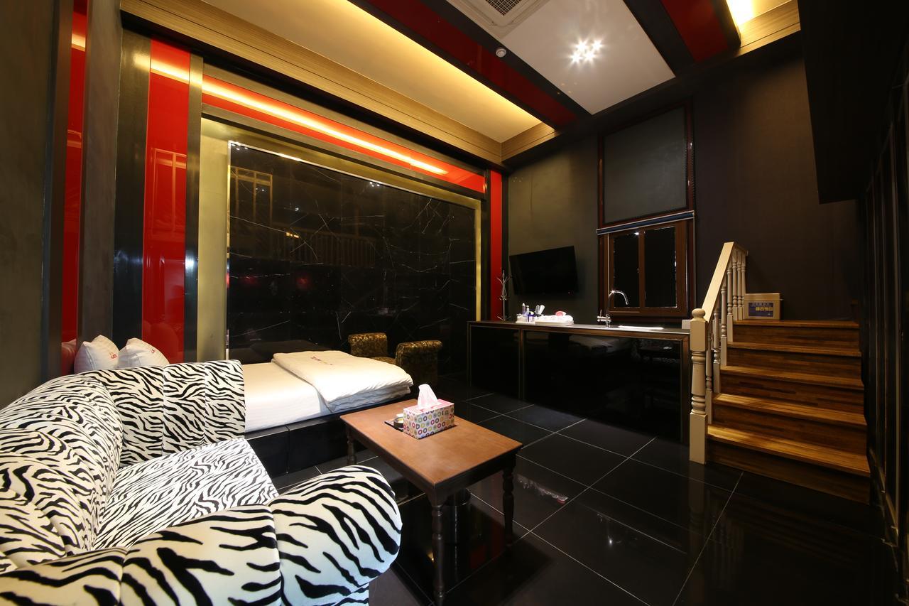 Daegu Piano Motel Экстерьер фото