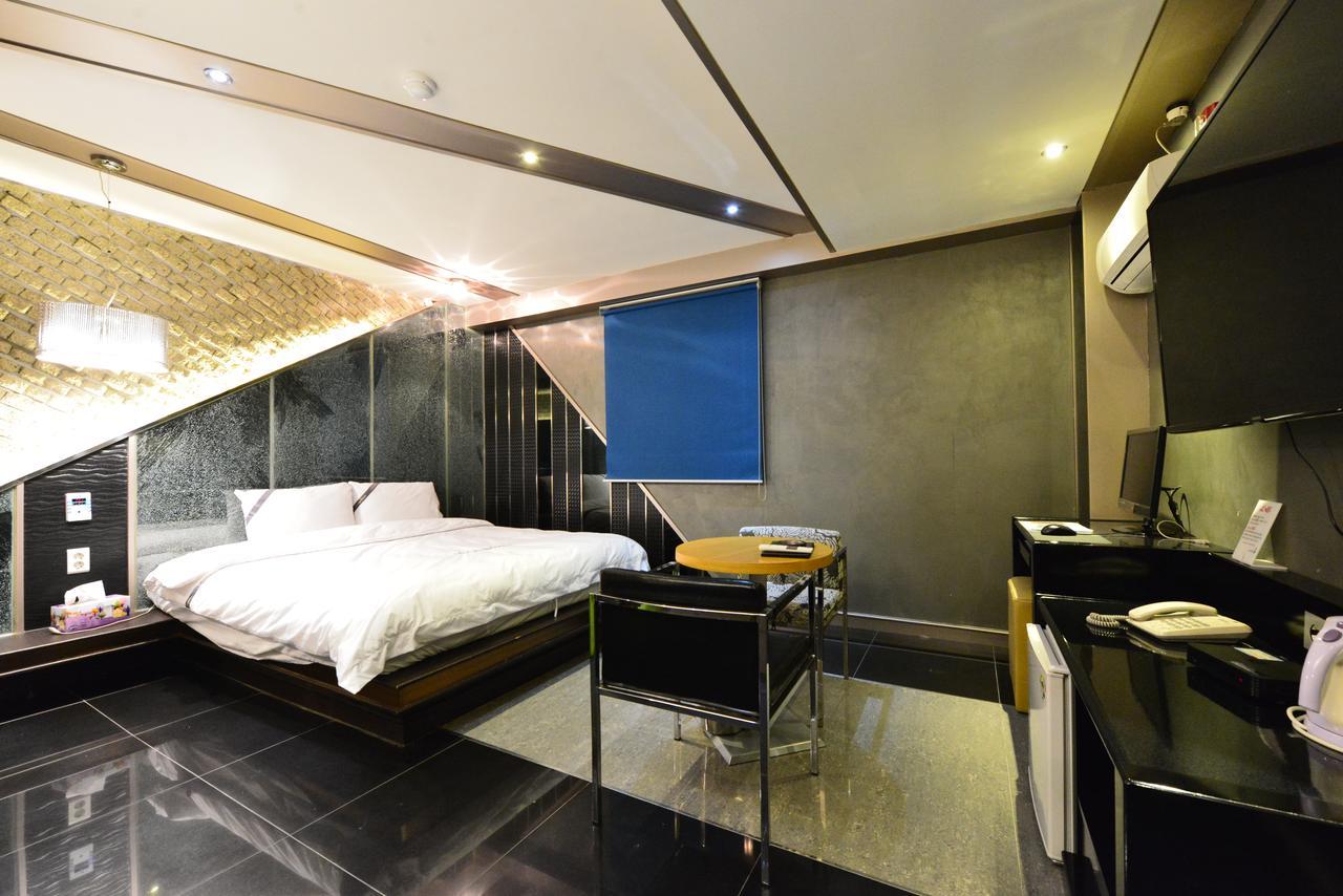 Daegu Piano Motel Экстерьер фото